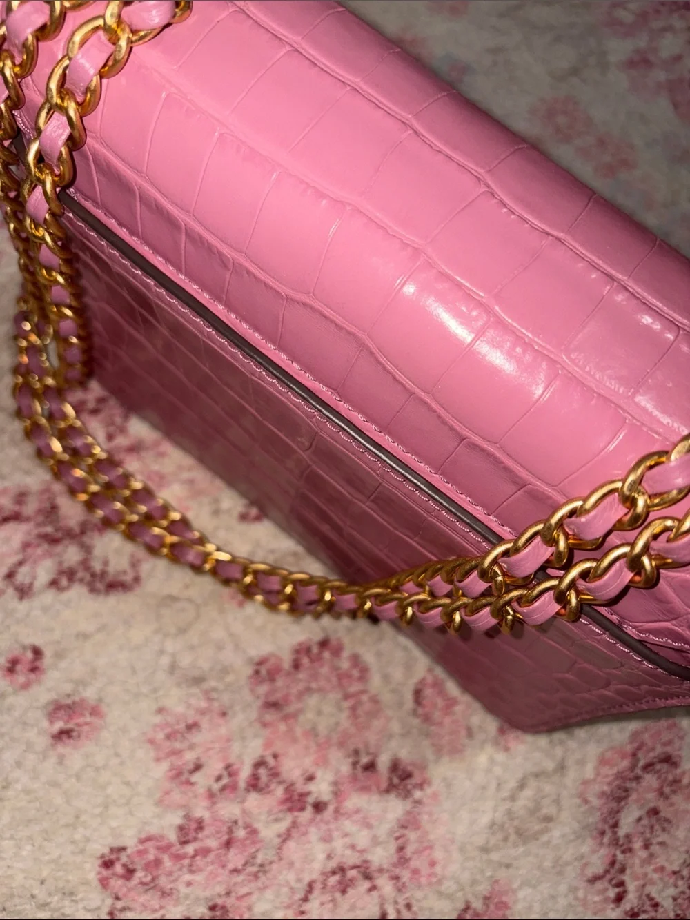 Tory Burch Pink Croc-Embossed Chain Shoulder Bag with Gold Logo
